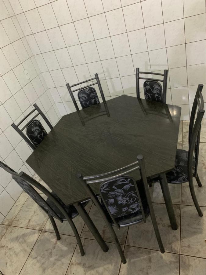 Casa Quintal Bueno! 5 Quartos Com Ar Split E Internet Ultra! Perto Do Melhor De Goiania! Marista Parques Areiao E Vaca Brava Hospital Premium Mater Dei Blue Fit Perdomo Goiania Shopping! Exterior photo