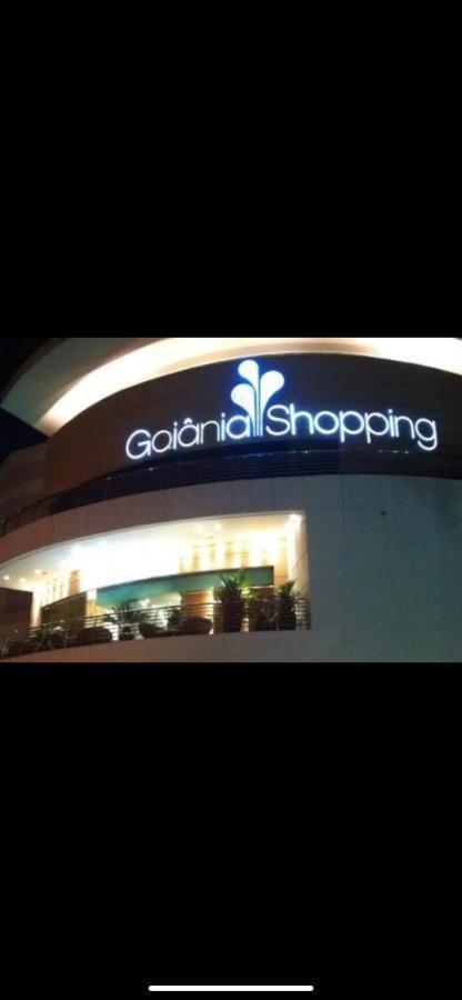 Casa Quintal Bueno! 5 Quartos Com Ar Split E Internet Ultra! Perto Do Melhor De Goiania! Marista Parques Areiao E Vaca Brava Hospital Premium Mater Dei Blue Fit Perdomo Goiania Shopping! Exterior photo