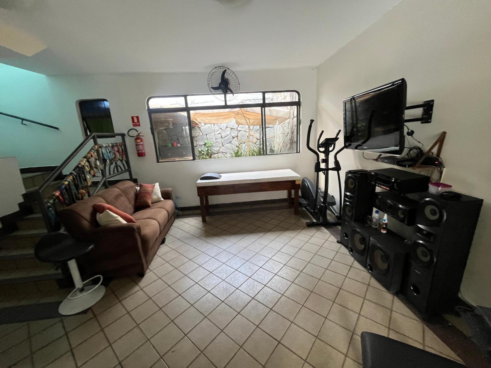 Casa Quintal Bueno! 5 Quartos Com Ar Split E Internet Ultra! Perto Do Melhor De Goiania! Marista Parques Areiao E Vaca Brava Hospital Premium Mater Dei Blue Fit Perdomo Goiania Shopping! Exterior photo